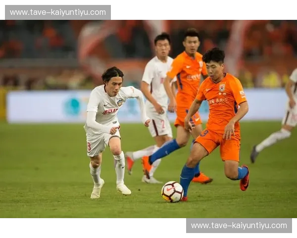 橙色风暴席卷南十字星：鲁能与阿德莱德的宿命对决与荣耀征途